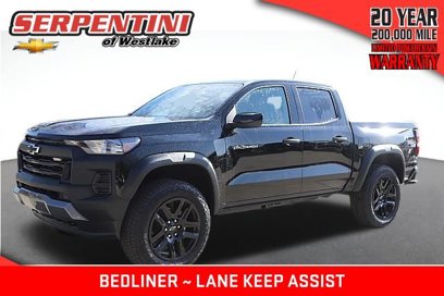 New 2025 Chevrolet Colorado Trail Boss w/ Midnight Edition