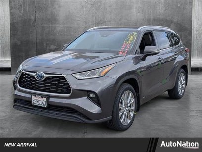 Certified 2023 Toyota Highlander Limited