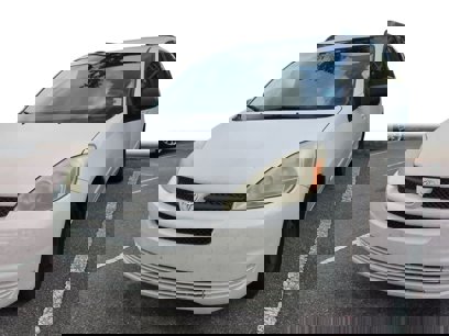 Used 2004 Toyota Sienna LE
