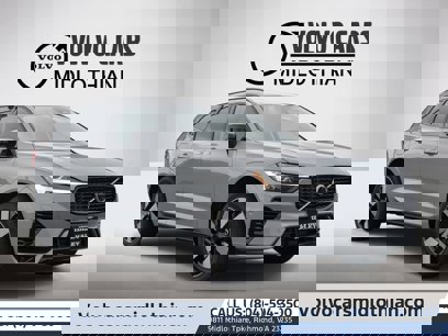 Certified 2025 Volvo XC60 T8 Plus w/ Protection Package Premier