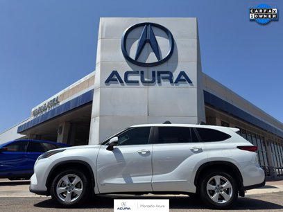 Used 2023 Toyota Highlander LE
