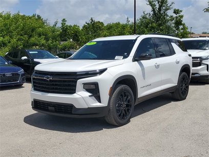 New 2025 Chevrolet Traverse LT w/ Midnight/Sport Edition