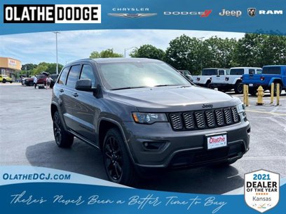 Used 2017 Jeep Grand Cherokee Altitude