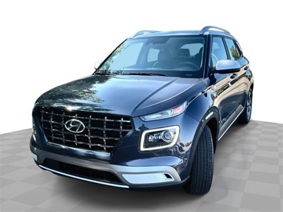 Used 2023 Hyundai Venue Limited
