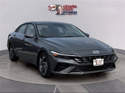 New 2025 Hyundai Elantra SEL