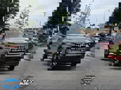 New 2025 Hyundai Santa Cruz SEL