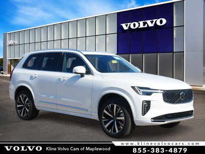 New 2025 Volvo XC90 B5 Core w/ Climate Package