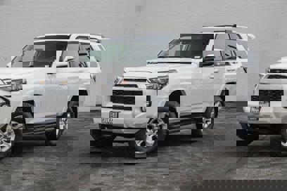 Used 2020 Toyota 4Runner SR5 Premium w/ Moonroof Package
