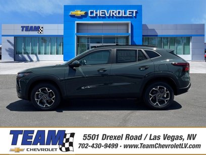 New 2025 Chevrolet Trax LT w/ LT Convenience Package