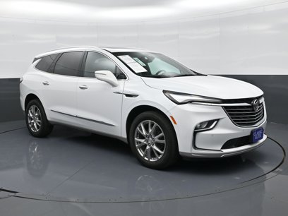 Used 2022 Buick Enclave Essence w/ Experience Buick Package