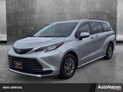 Certified 2023 Toyota Sienna LE