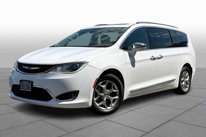 Used 2017 Chrysler Pacifica Limited
