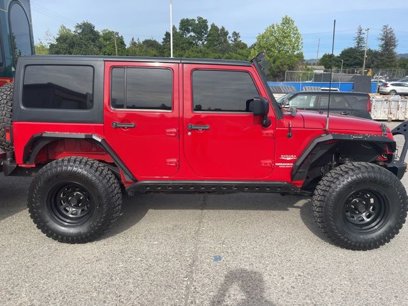 Used 2012 Jeep Wrangler Unlimited Sahara w/ Max Tow Pkg