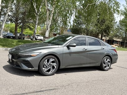 New 2025 Hyundai Elantra SEL