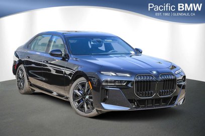 New 2025 BMW 740i