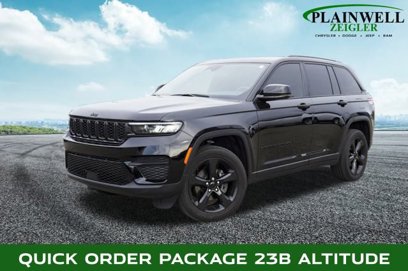 Used 2023 Jeep Grand Cherokee Altitude