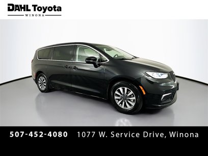 Used 2023 Chrysler Pacifica Touring-L