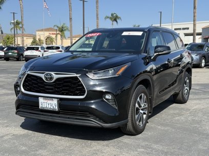Used 2021 Toyota Highlander XLE