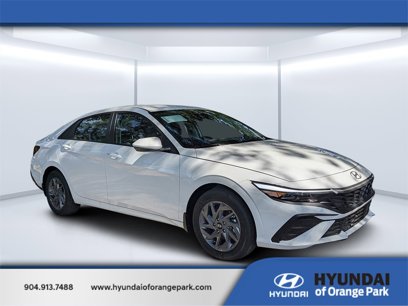 New 2025 Hyundai Elantra Blue