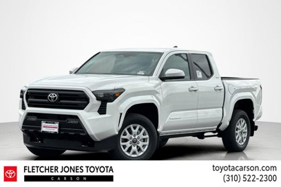New 2025 Toyota Tacoma SR5