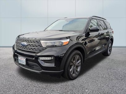 Certified 2022 Ford Explorer XLT w/ Equipment Group 202A