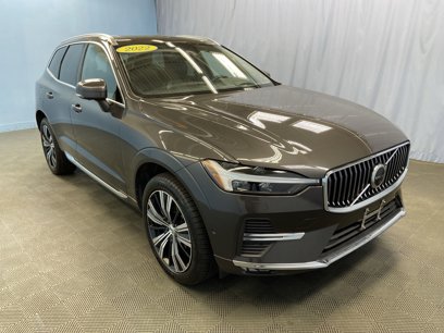 Used 2022 Volvo XC60 B5 Inscription w/ Advanced Package