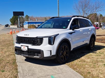 New 2025 Kia Sorento X-Line EX