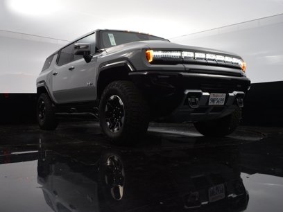 Used 2024 GMC Hummer EV 2X w/ Extreme Off-Road Package