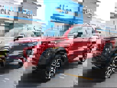 Used 2023 GMC Canyon AT4
