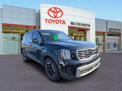 Used 2023 Kia Telluride S