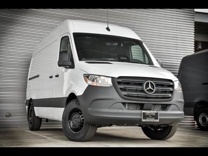 New 2025 Mercedes-Benz Sprinter 2500