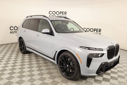 New 2025 BMW X7 xDrive40i w/ M Sport Package