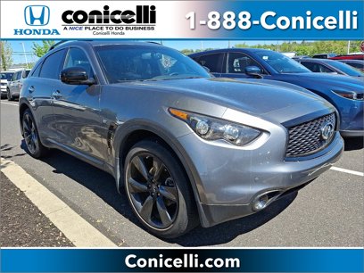 Used 2017 INFINITI QX70 AWD w/ Premium Package