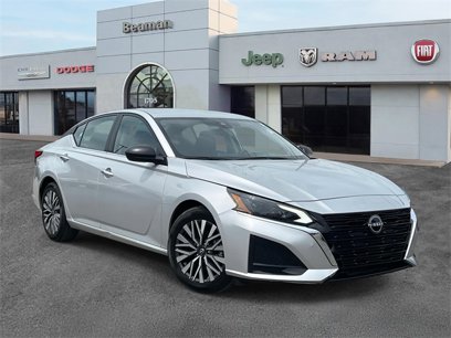 Used 2024 Nissan Altima 2.5 SV
