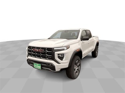 New 2025 GMC Canyon AT4 w/ AT4 Premium Package