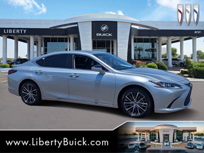 Used 2023 Lexus ES 300h w/ Premium Package