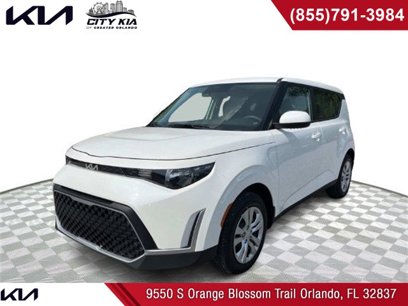 New 2025 Kia Soul LX