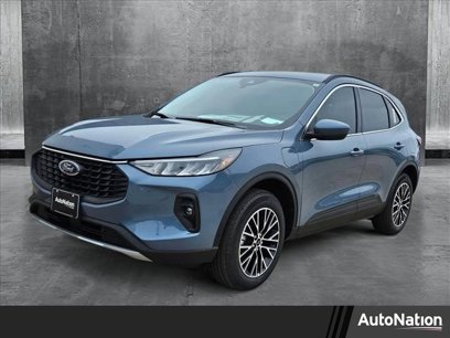 New 2025 Ford Escape SE