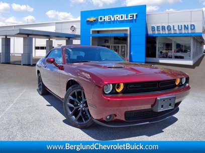 Used 2020 Dodge Challenger SXT w/ Driver Convenience Group