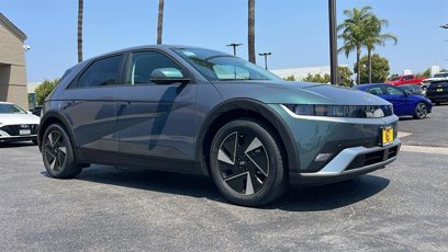 New 2025 Hyundai Ioniq 5 SE