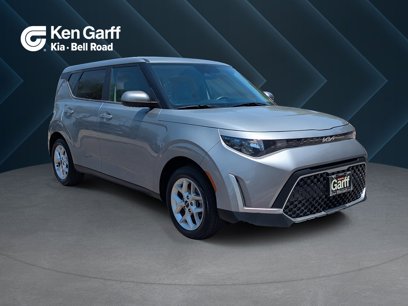 Used 2023 Kia Soul LX w/ LX Technology Package