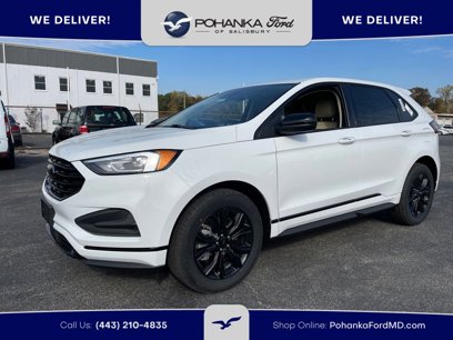 Used 2024 Ford Edge SE w/ Black Appearance Package