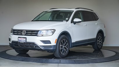 Certified 2021 Volkswagen Tiguan SE w/ Panoramic Sunroof Package