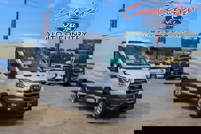 New 2023 Ford E-Transit Medium Roof