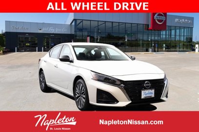 Used 2024 Nissan Altima 2.5 SV