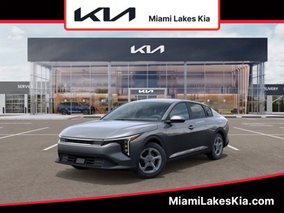 New 2025 Kia K4 LXS