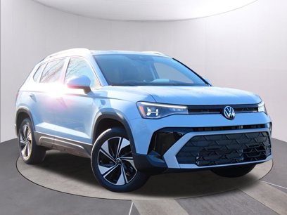 New 2025 Volkswagen Taos SE