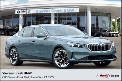 New 2025 BMW 530i w/ Premium Package