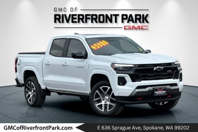 Used 2024 Chevrolet Colorado Z71 w/ Z71 Convenience Package 2