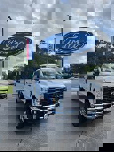 New 2025 Ford F250 4x4 Crew Cab Super Duty